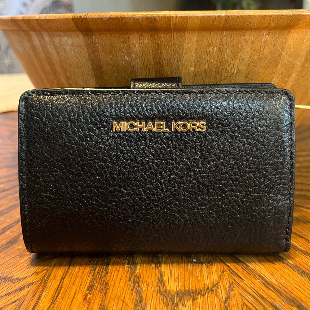 Michael Kors Leather Compact Snap Wallet - Picture 9 of 9